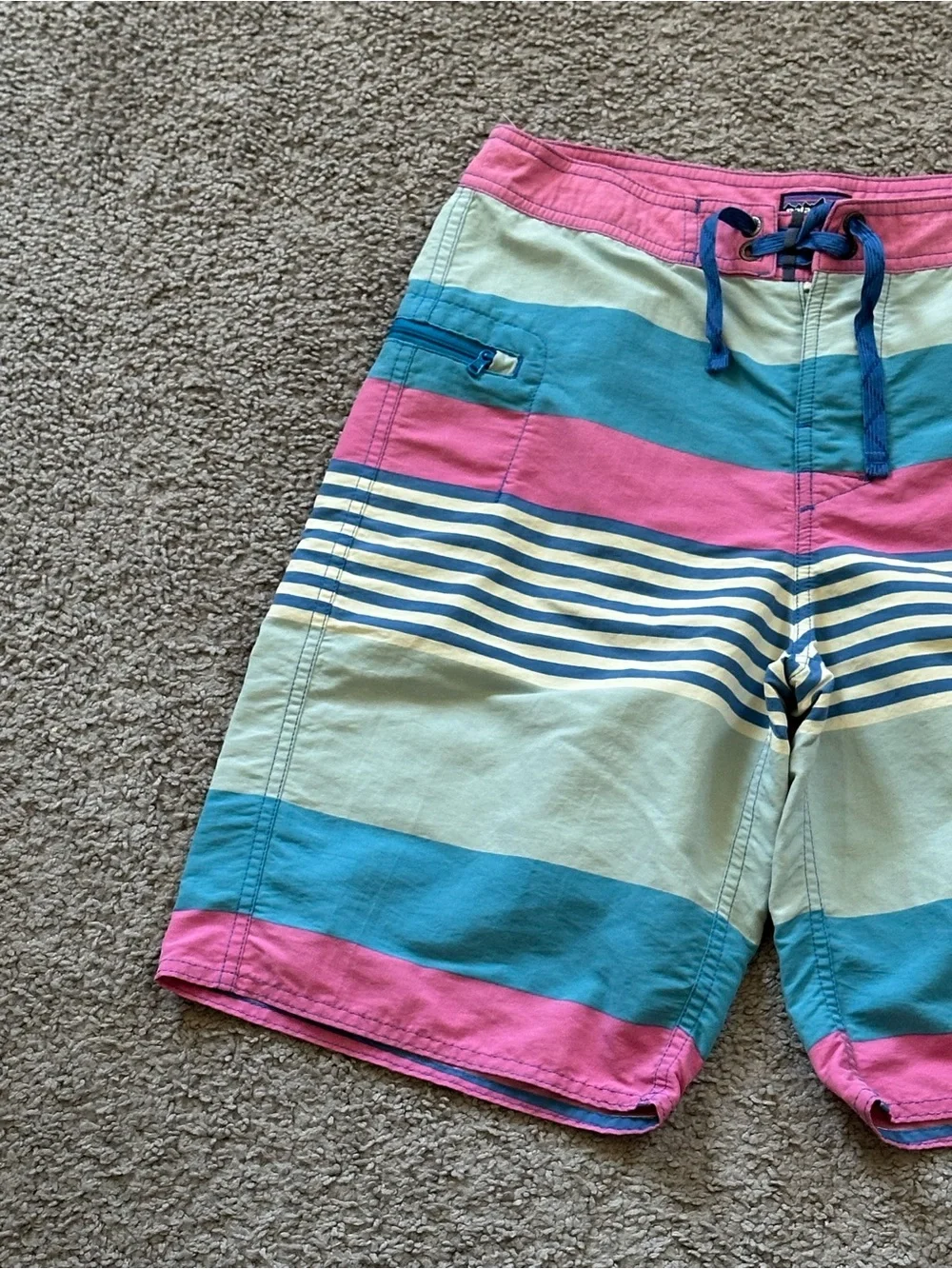 Boys Patagonia size 16 Striped Board Shorts in Pink, Teal & Light Blue
